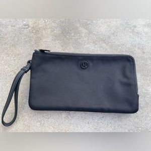 Lululemon Curved Wristlet (a very early Curved Wristlet model) - Black